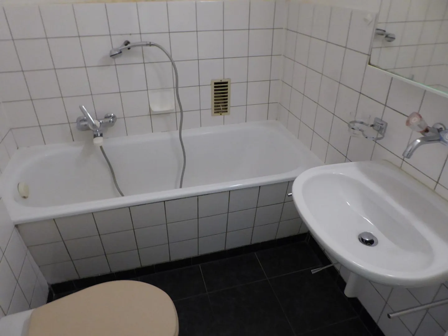 Appartement de 2.5 pièces au 1er étage - Photo 7 sur 7