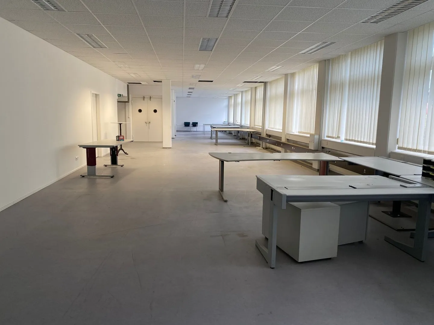 221 m2 Gewerbe in Effretikon mieten - Foto 15 von 17