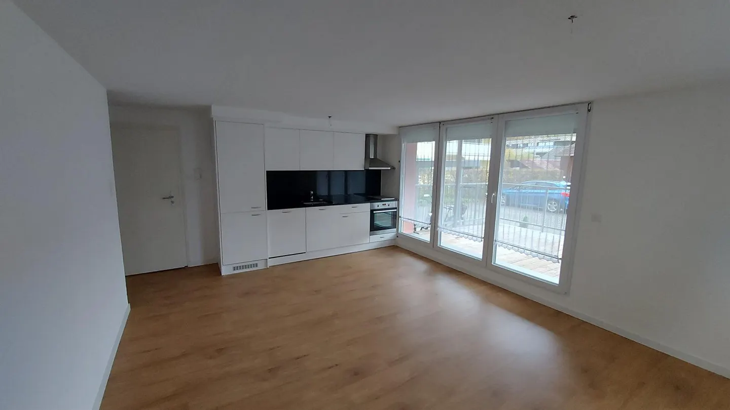 Appartement central 4.5 au rez-de-chaussée élevé - Photo 3 sur 18