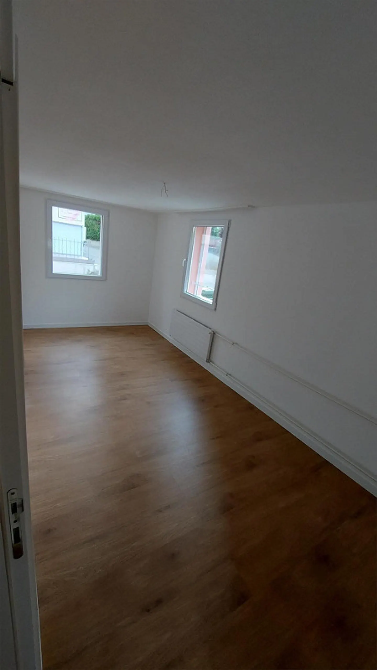 Appartement central 4.5 au rez-de-chaussée élevé - Photo 7 sur 18