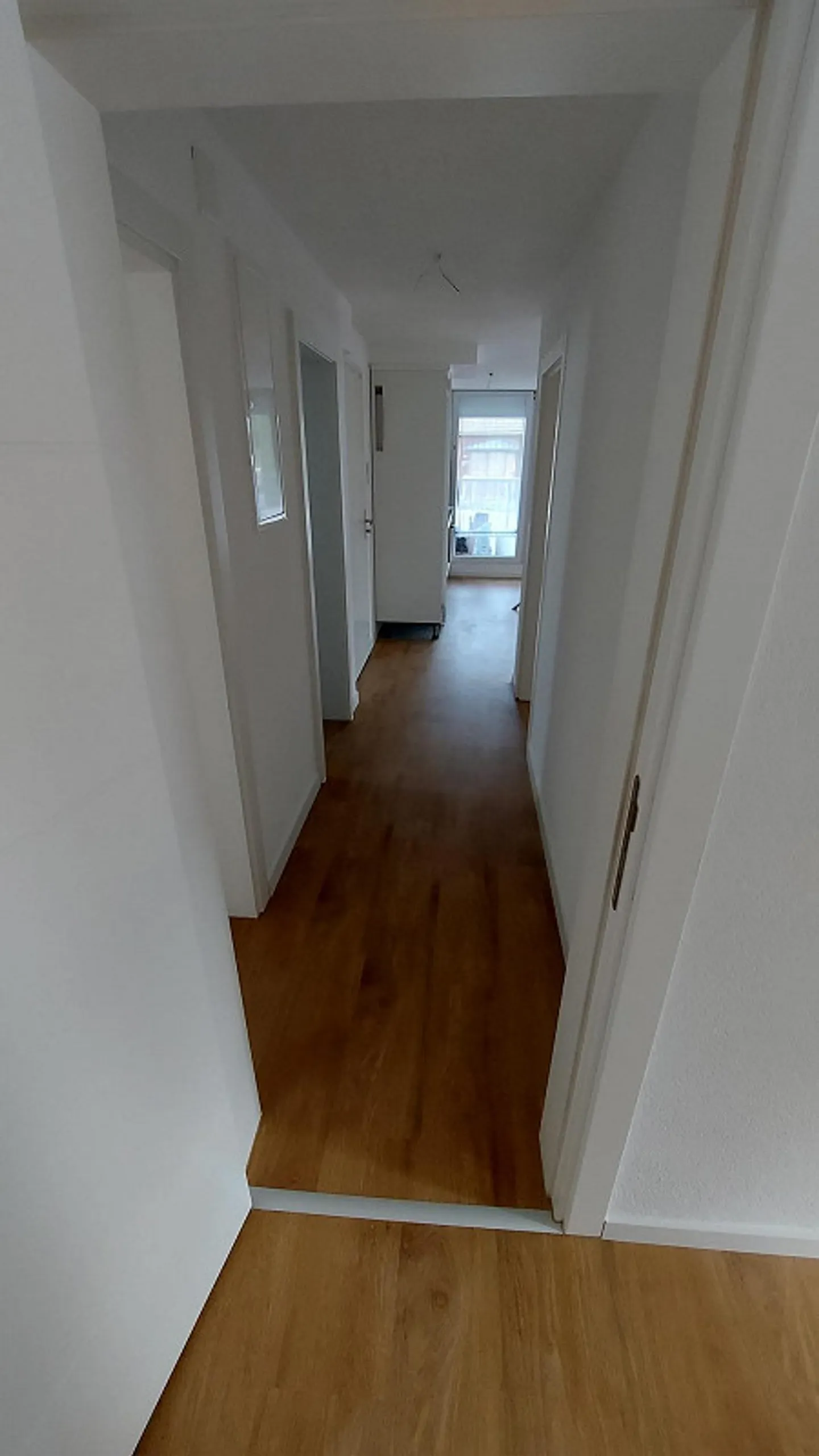 Appartement central 4.5 au rez-de-chaussée élevé - Photo 9 sur 18