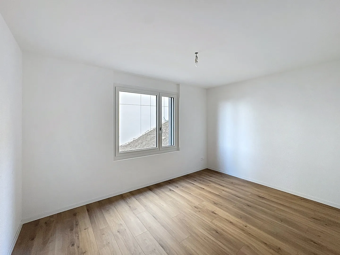 4.5 room apartment with garden - Photo 4 of 13