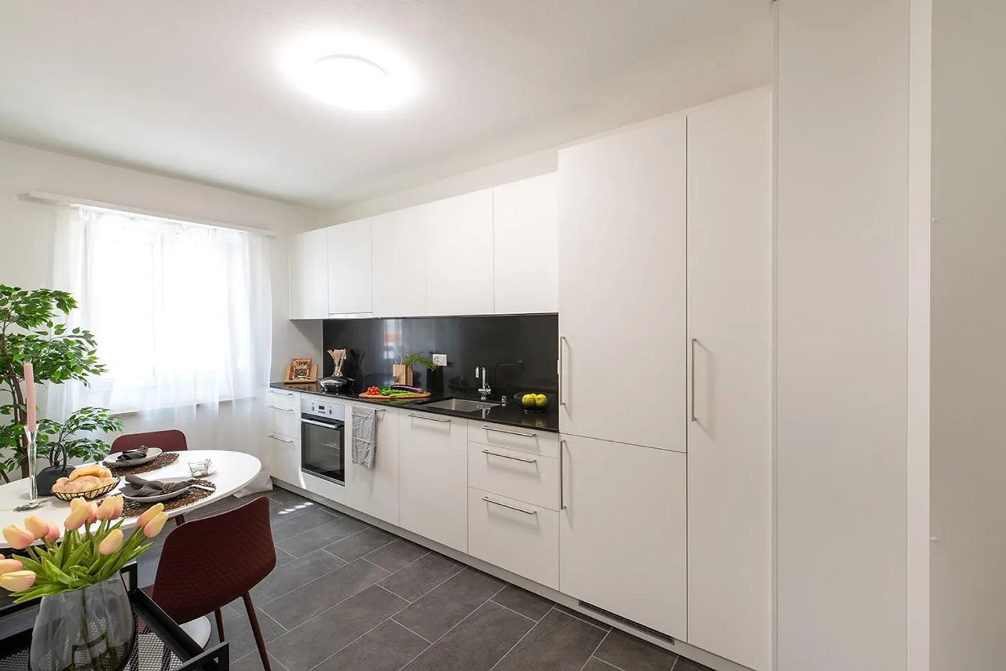 Renovated 3.5-room apartment. Available for rent without deposit! - Photo 3 of 8