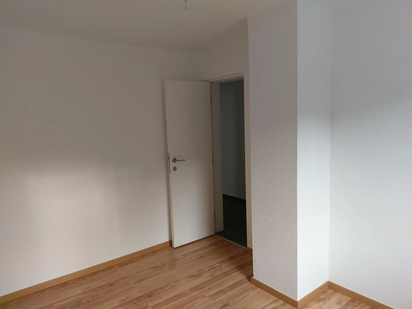 Appartement central 4.5 au rez-de-chaussée élevé - Photo 16 sur 18