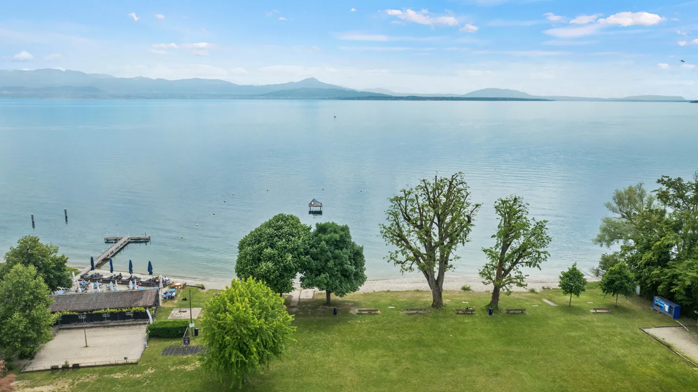 Lakefront Property with Pool in Perroy - Photo 18 of 18