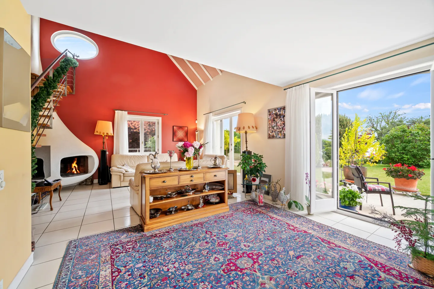 Lakefront Property with Pool in Perroy - Photo 5 of 18