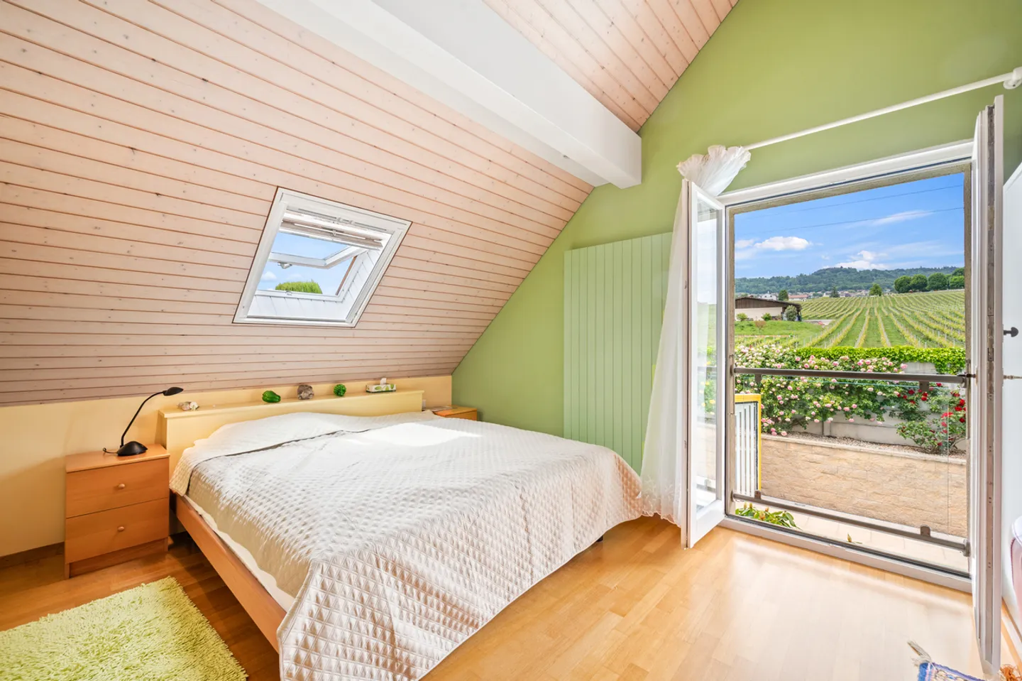 Lakefront Property with Pool in Perroy - Photo 10 of 18