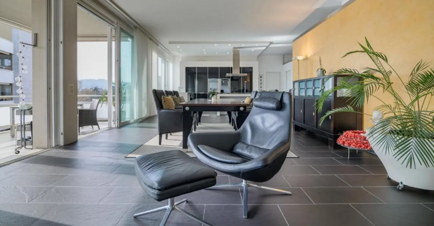 Loft exclusif de 5,5 pièces à Wohlen - Photo 2 sur 9