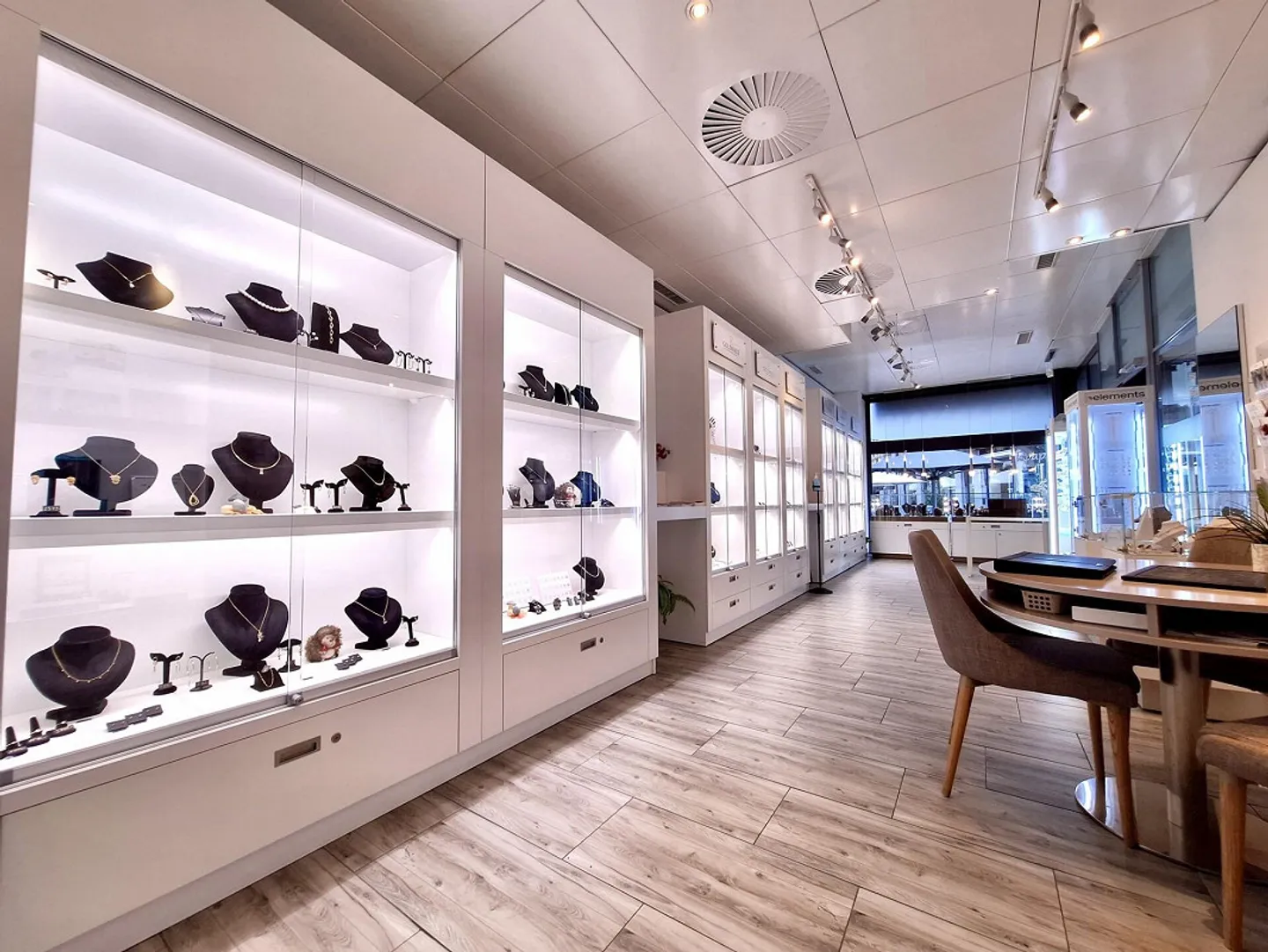 Negozio di gioielli nel centro città - Foto 5 di 5