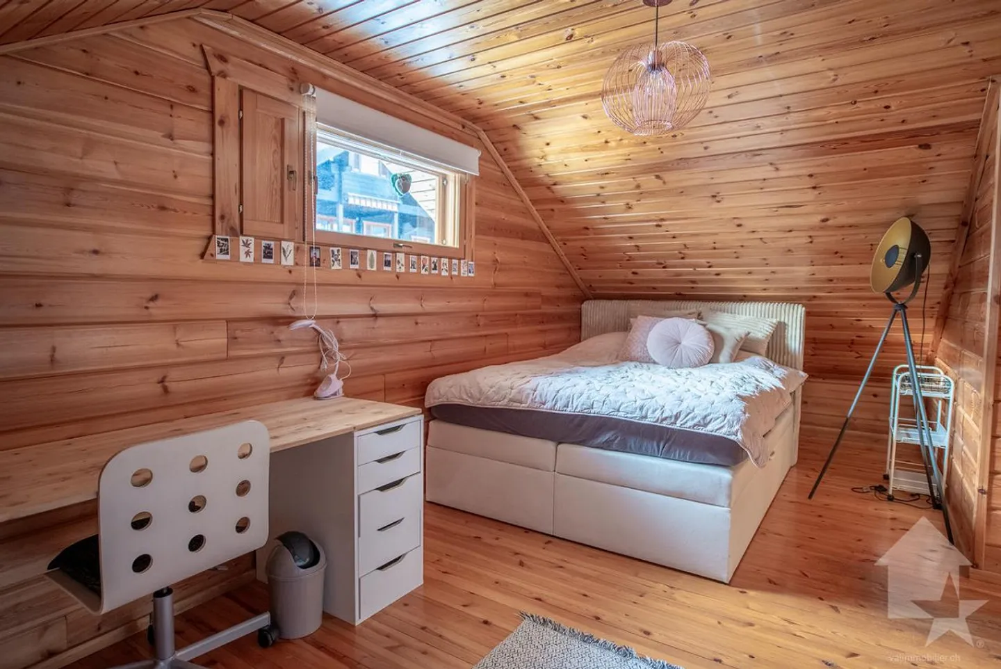 Charming Chalet for 3.5 cents + mezzanine, quiet, panoramic view and sunny - Photo 12 of 13