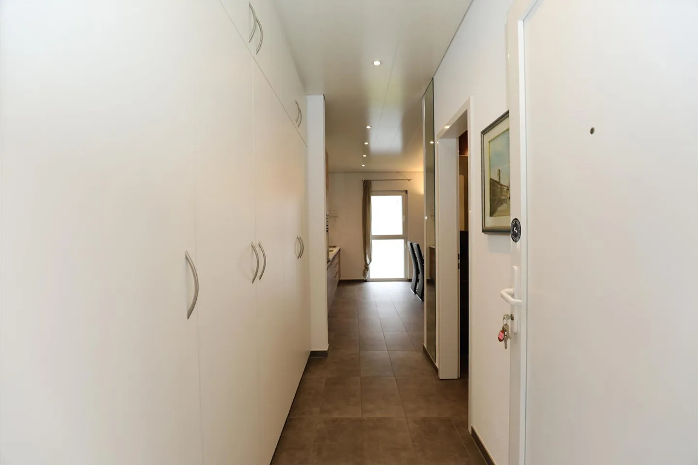 Modern apartment in a quiet area in San Vittore with 2 parking spaces - Photo 15 of 17