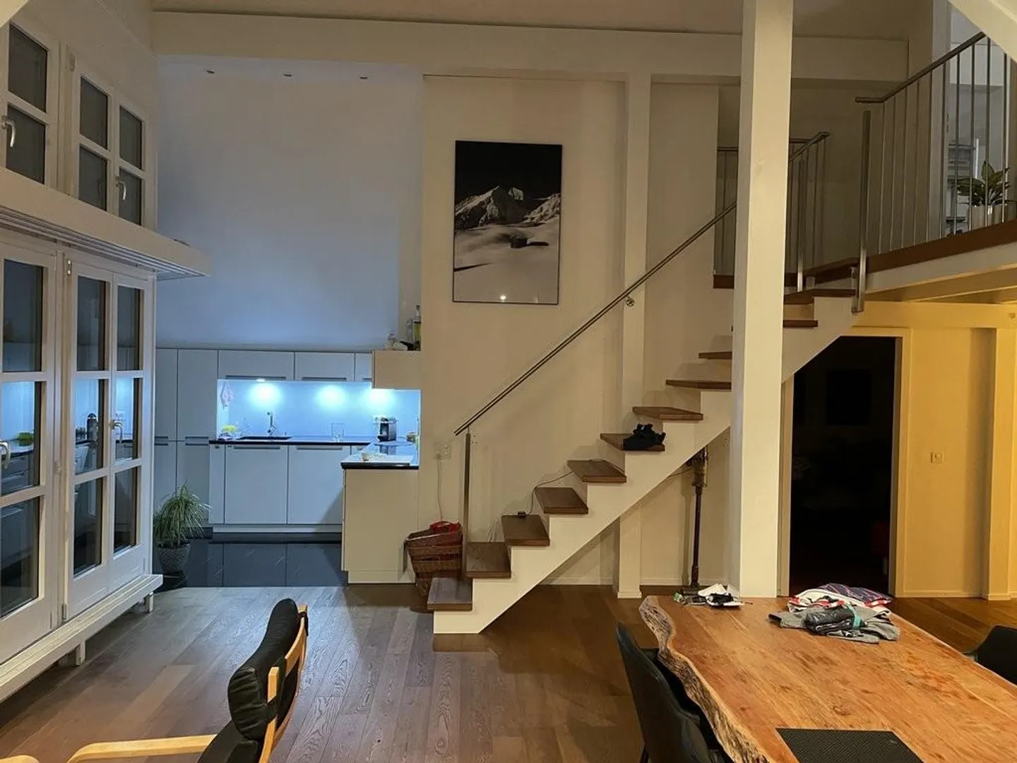 Belle appartement de 4.5 pièces dans un endroit calme - Photo 3 sur 8