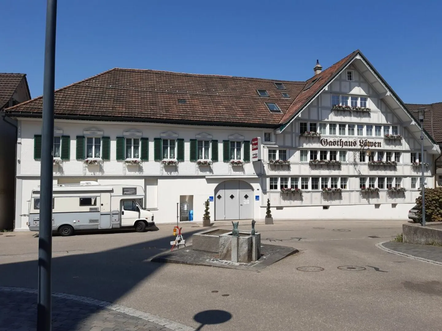 Charmante Dachwohnung mit Traumhaftem Blick - Foto 28 von 38