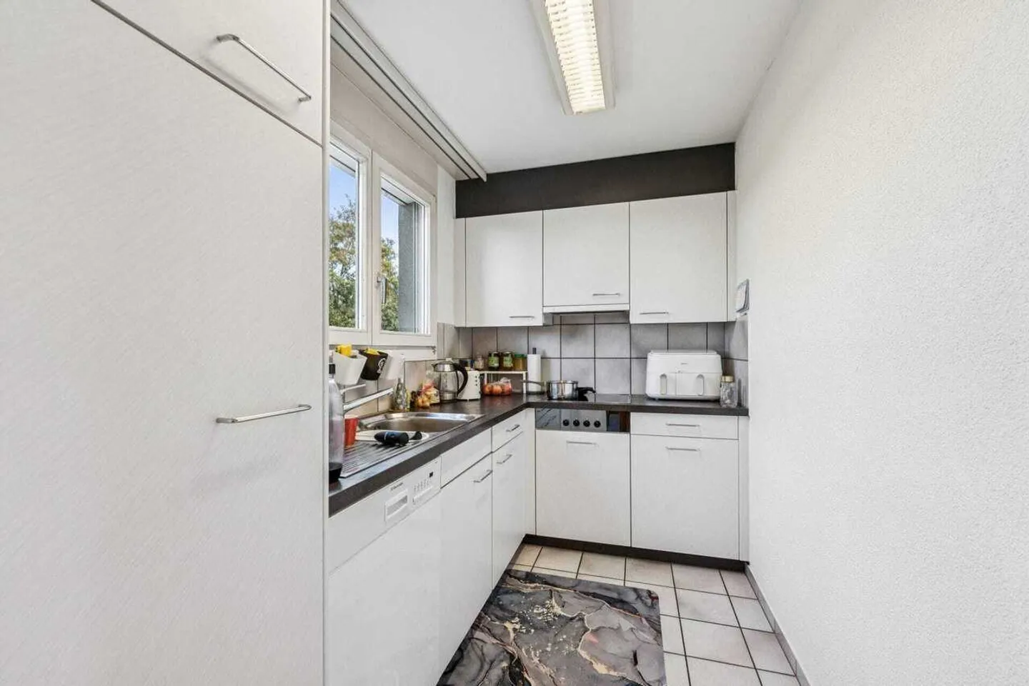 Appartement lumineux de 4,5 pièces avec vue sur la Rigi - Photo 3 sur 11