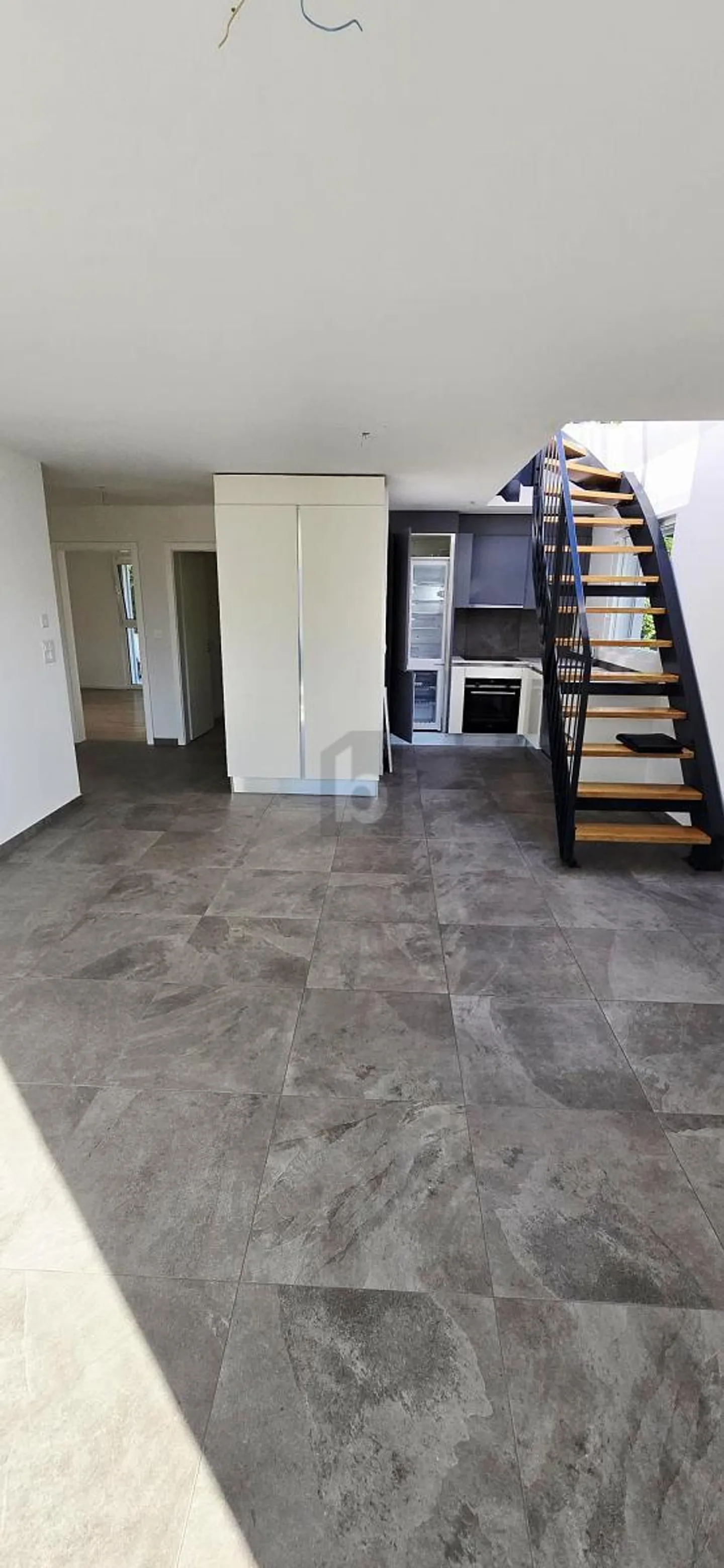 APPARTEMENT MAGNIFIQUE AVEC ROOFTOP - Photo 3 sur 5