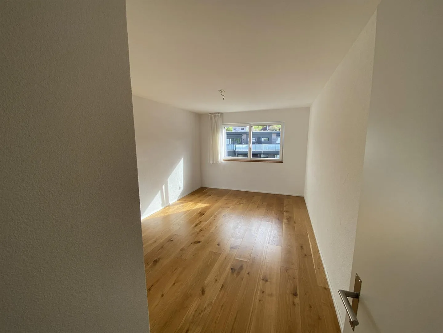 Ampio appartamento di 4.5 stanze - Foto 7 di 19