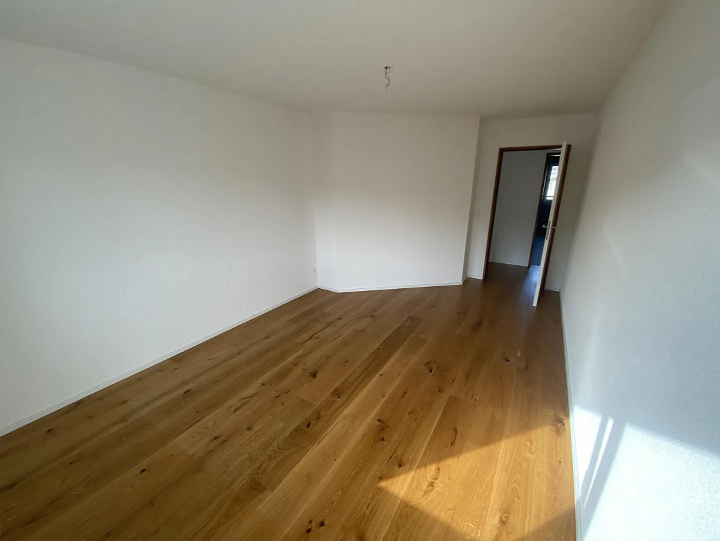 Ampio appartamento di 4.5 stanze - Foto 15 di 19