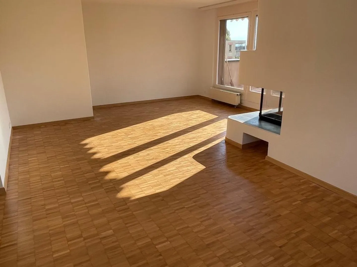 3.5-Zimmer Attikawohnung mit Terrasse * BEFRISTET BIS 30.06.2029 * - Photo 3 of 10