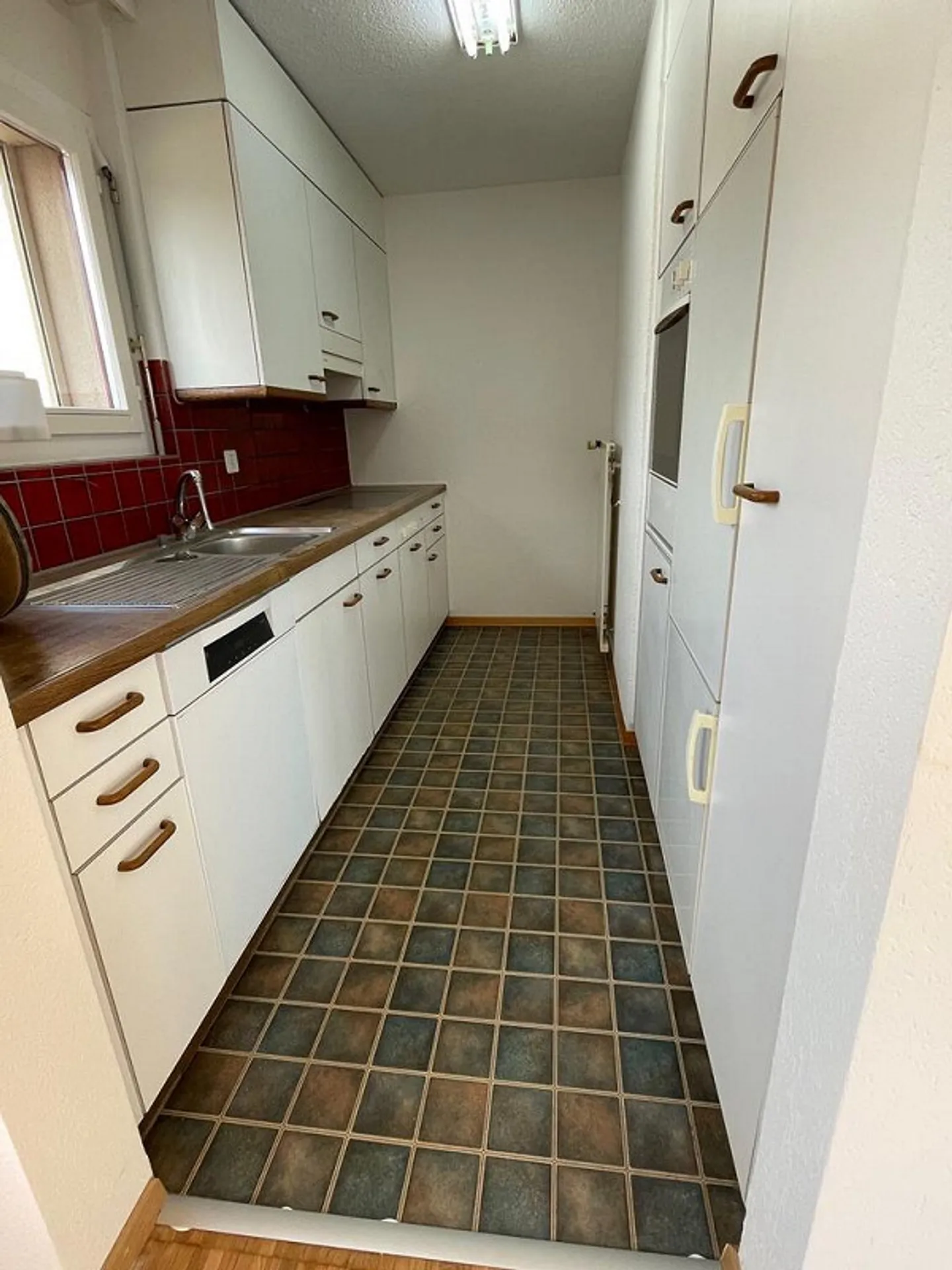 3.5-Zimmer Attikawohnung mit Terrasse * BEFRISTET BIS 30.06.2029 * - Photo 4 of 10
