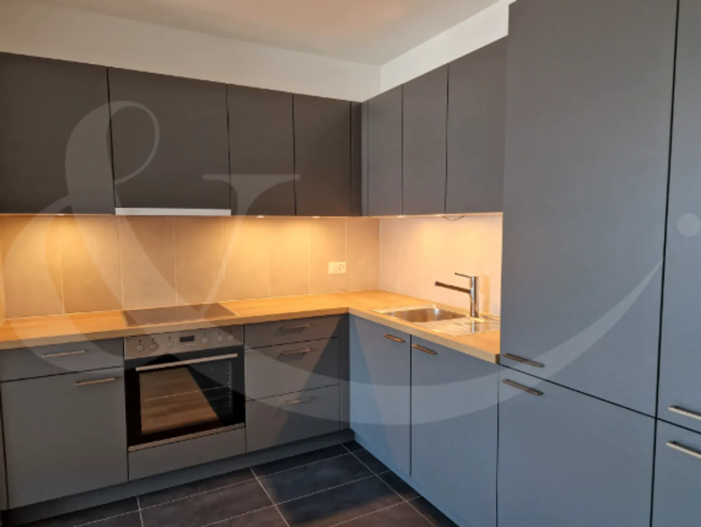 Appartamento in affitto - Foto 2 di 5
