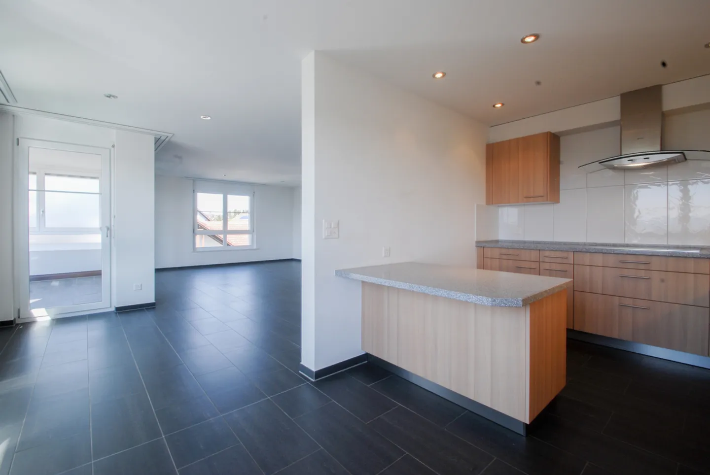 Wohnung top ausgebaut mit Fernsicht - Foto 3 von 5