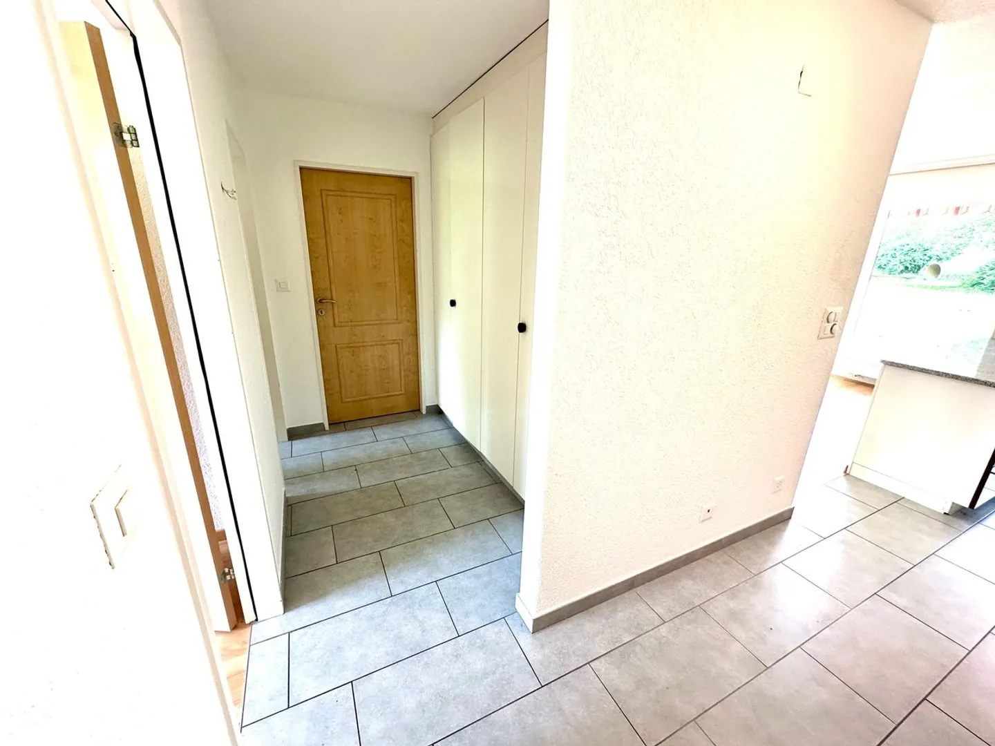 Prix baissé : appartement-terrasse avec cuisine ouverte sur le salon, quartier calme - Photo 15 sur 34