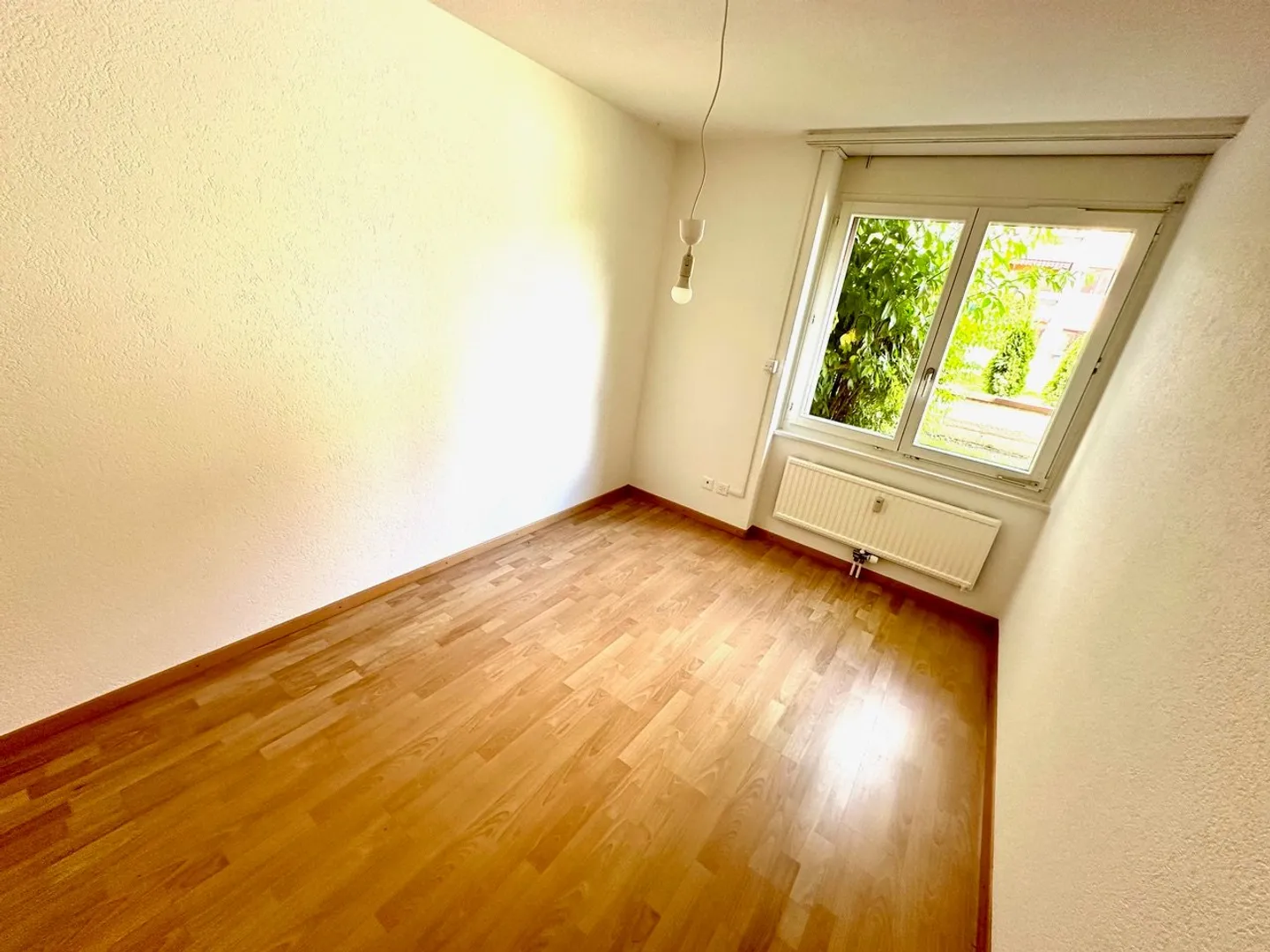 Prix baissé : appartement-terrasse avec cuisine ouverte sur le salon, quartier calme - Photo 19 sur 34