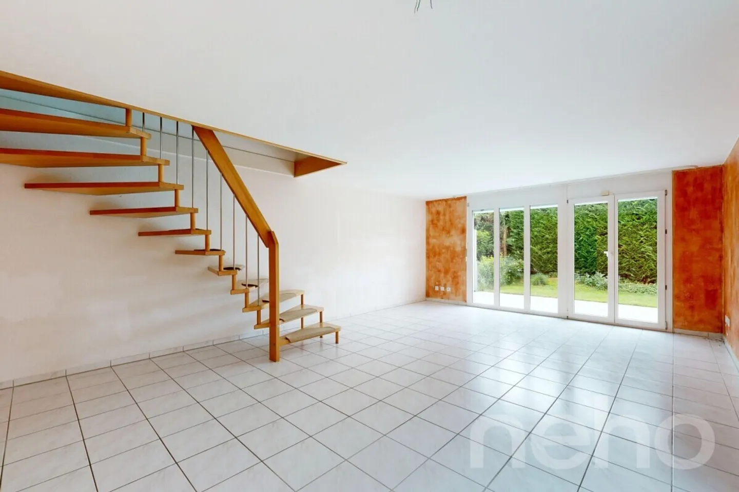 Well-maintained 5-room semi-detached family house in a family-friendly location - Photo 2 of 12