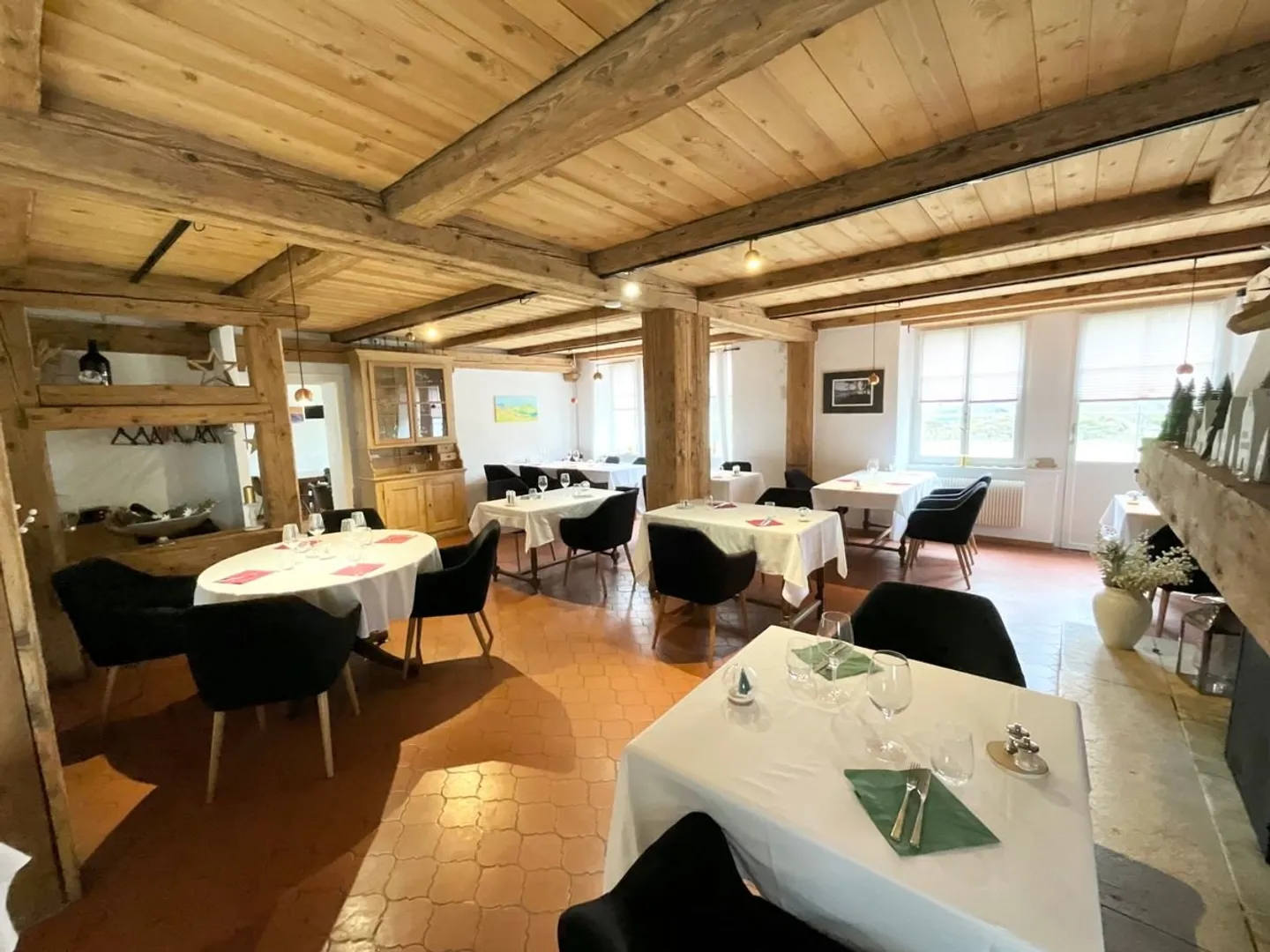 Hotel and Restaurant Complex with Service Apartment - Photo 3 of 13