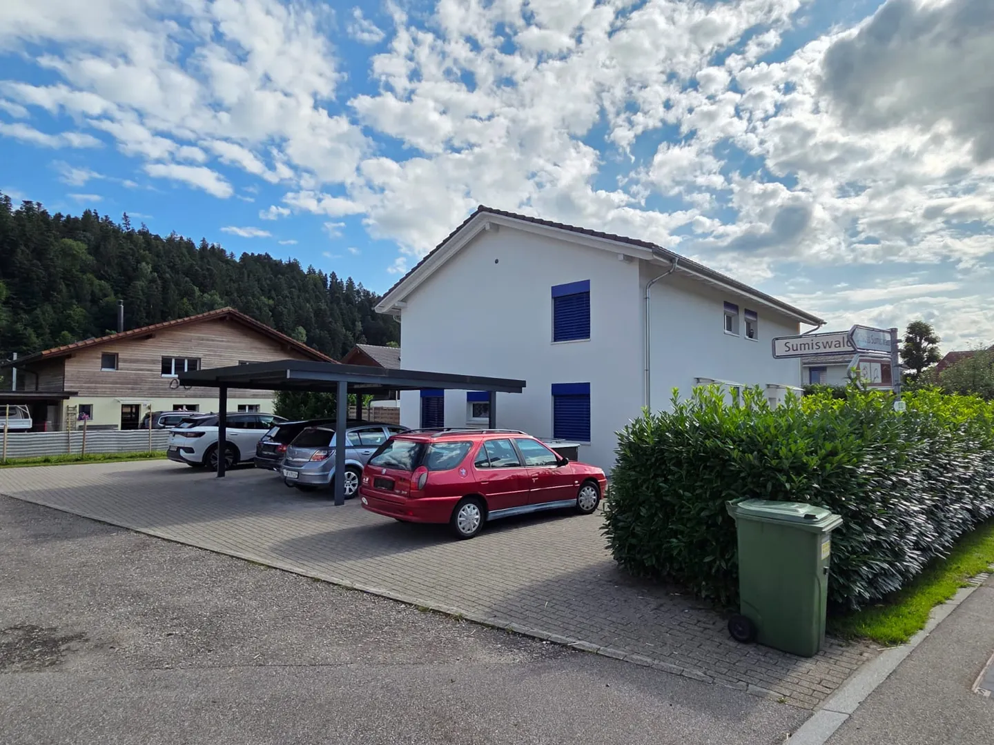 Zweifamilienhaus in Sumiswald –Spannende Liegenschaft – Vollvermietet - Photo 6 of 16