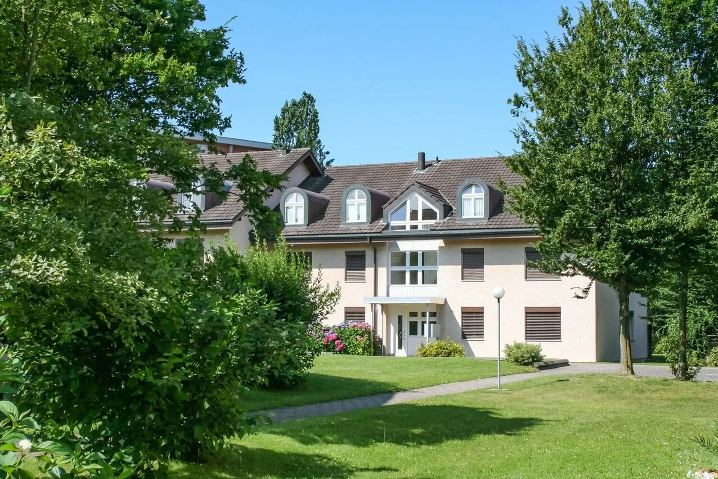 Appartamento in affitto - Foto 1 di 10