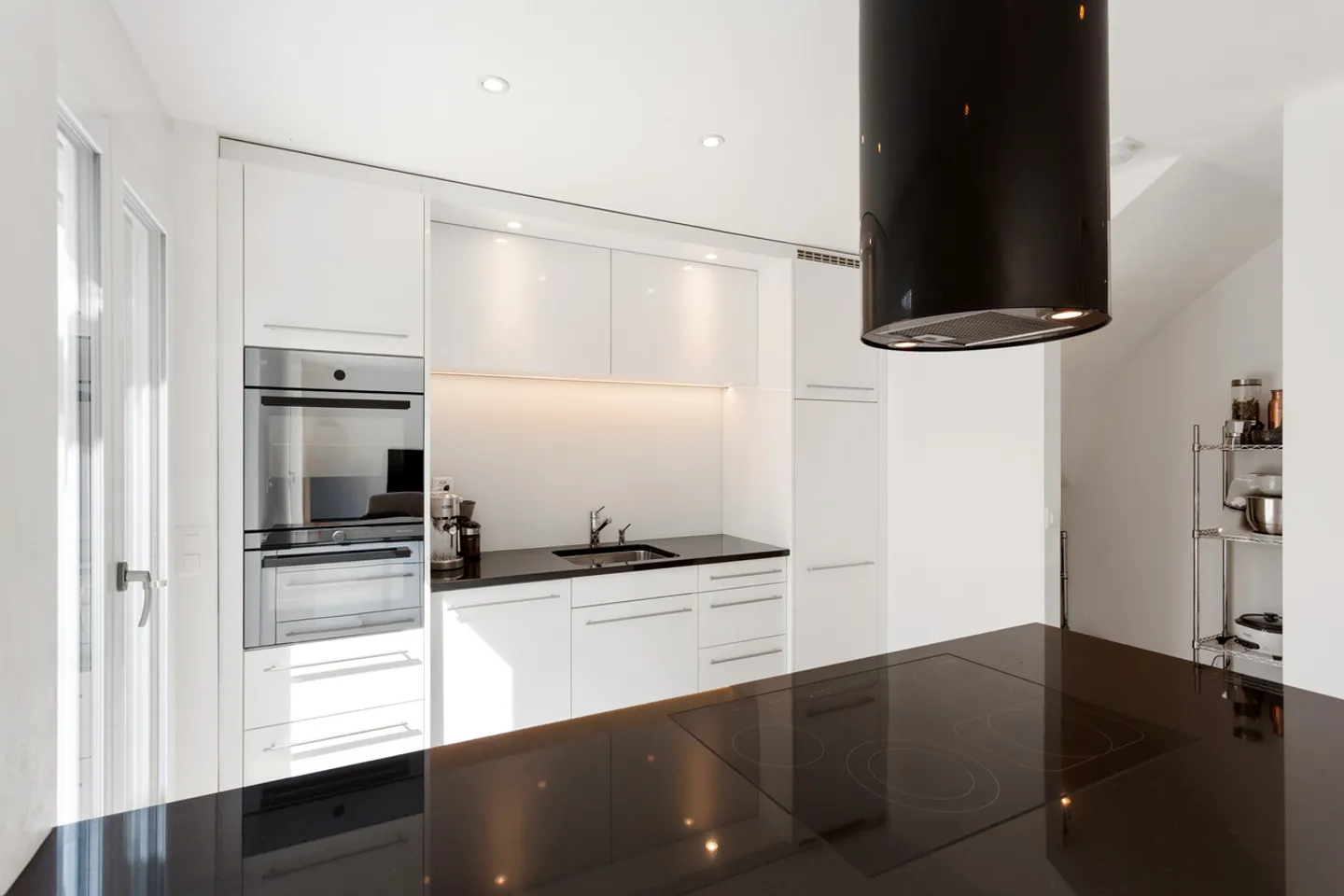 Une maison pour se sentir bien - moderne, lumineuse et avec jardin - Photo 4 sur 8