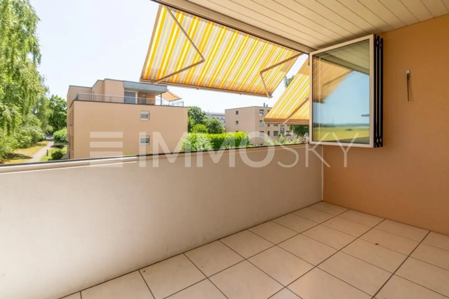 Spacious Living with Wind-Protected Balcony - Photo 3 of 5
