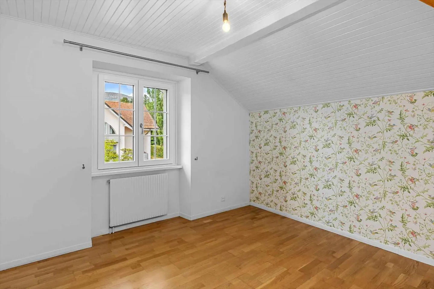 Elegant renovated village house in the heart of the village - Photo 10 of 13