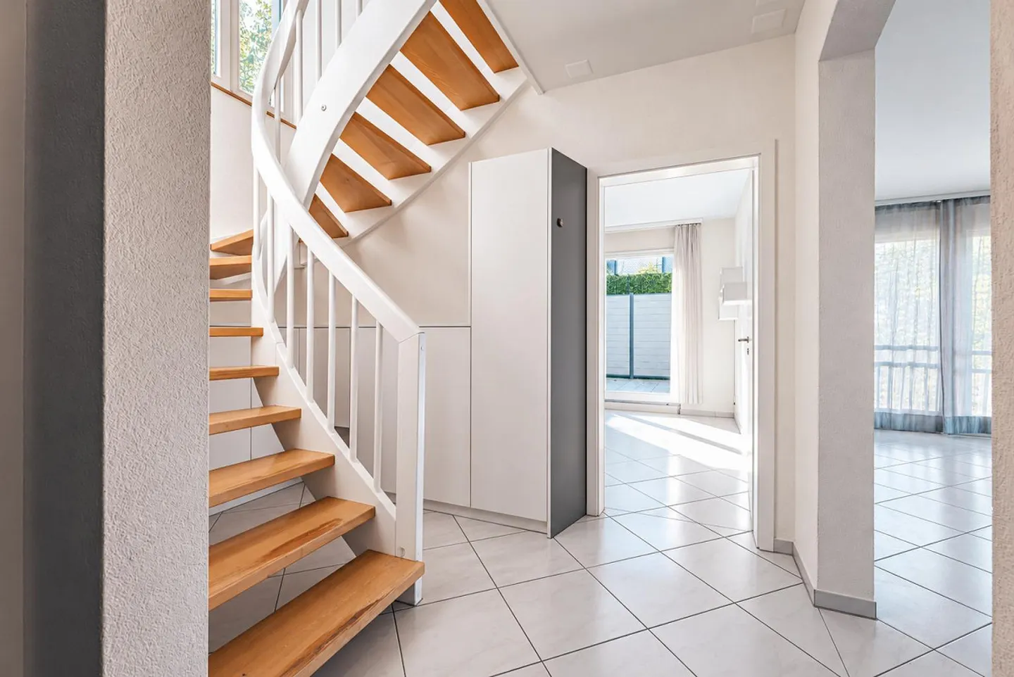 Incantevole appartamento maisonette di 5,5 stanze con vista panoramica - Foto 5 di 18
