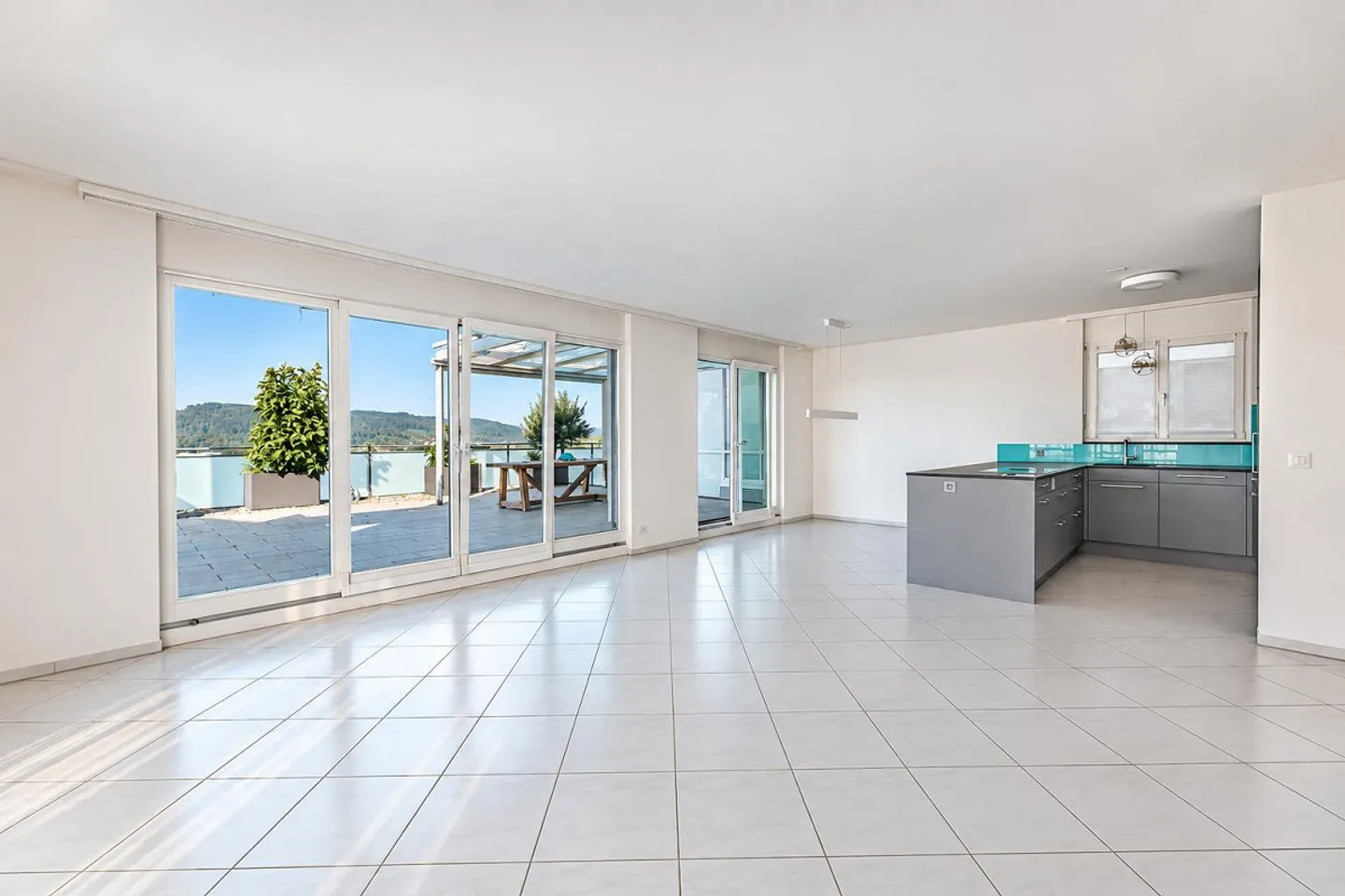 Incantevole appartamento maisonette di 5,5 stanze con vista panoramica - Foto 6 di 18