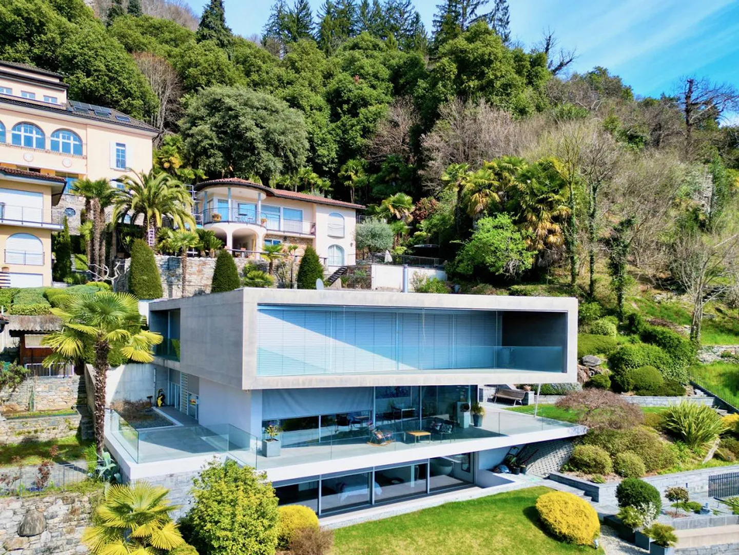 Exklusives Duplex am Lago Maggiore: Luxus, Eleganz und Charme - Foto 3 von 12