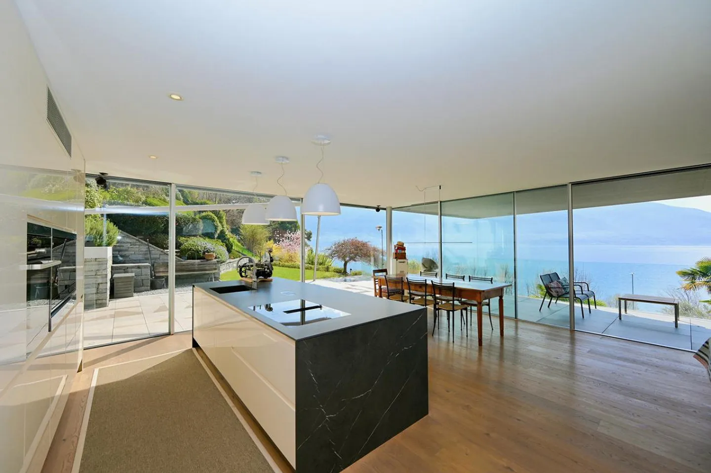 Exklusives Duplex am Lago Maggiore: Luxus, Eleganz und Charme - Foto 6 von 12