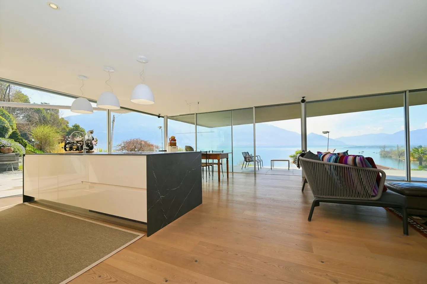 Exklusives Duplex am Lago Maggiore: Luxus, Eleganz und Charme - Foto 7 von 12
