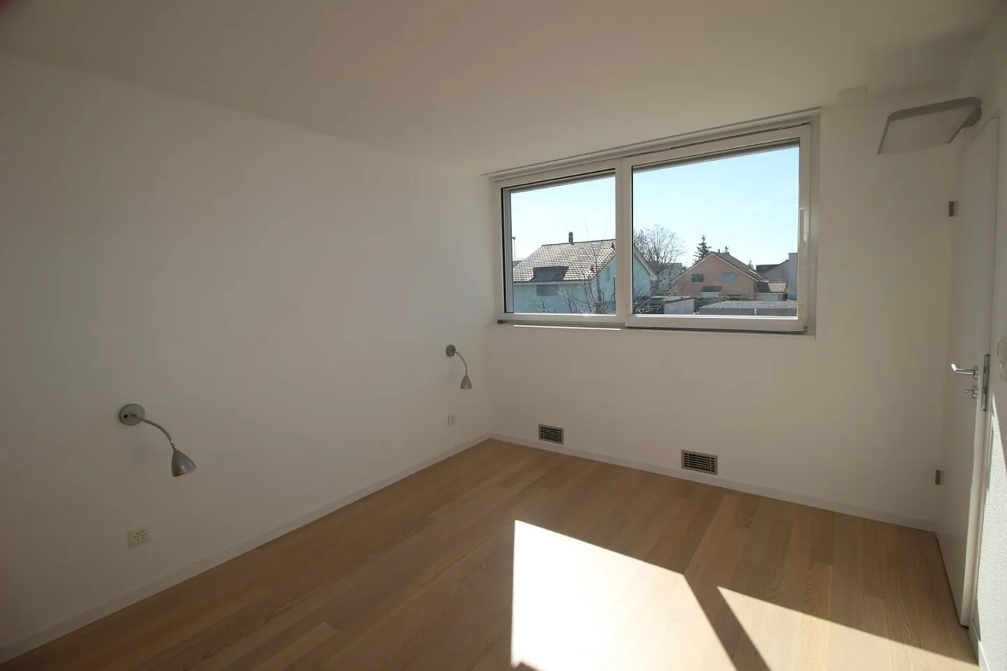 5½ Room Villa - Photo 9 of 13