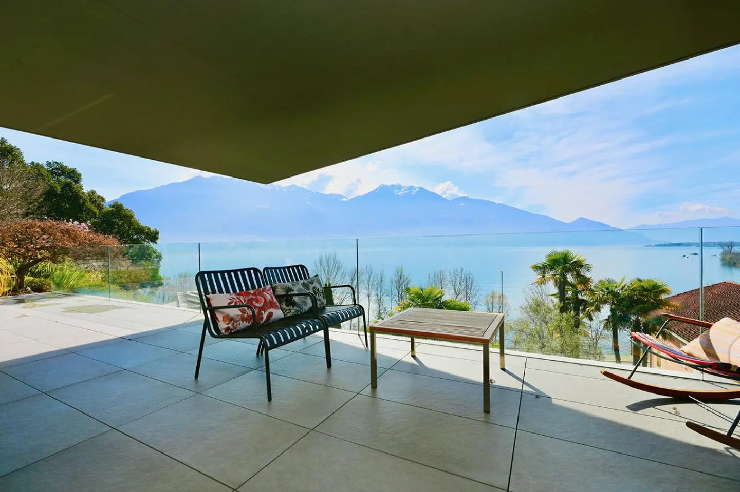 Exklusives Duplex am Lago Maggiore: Luxus, Eleganz und Charme - Foto 4 von 12