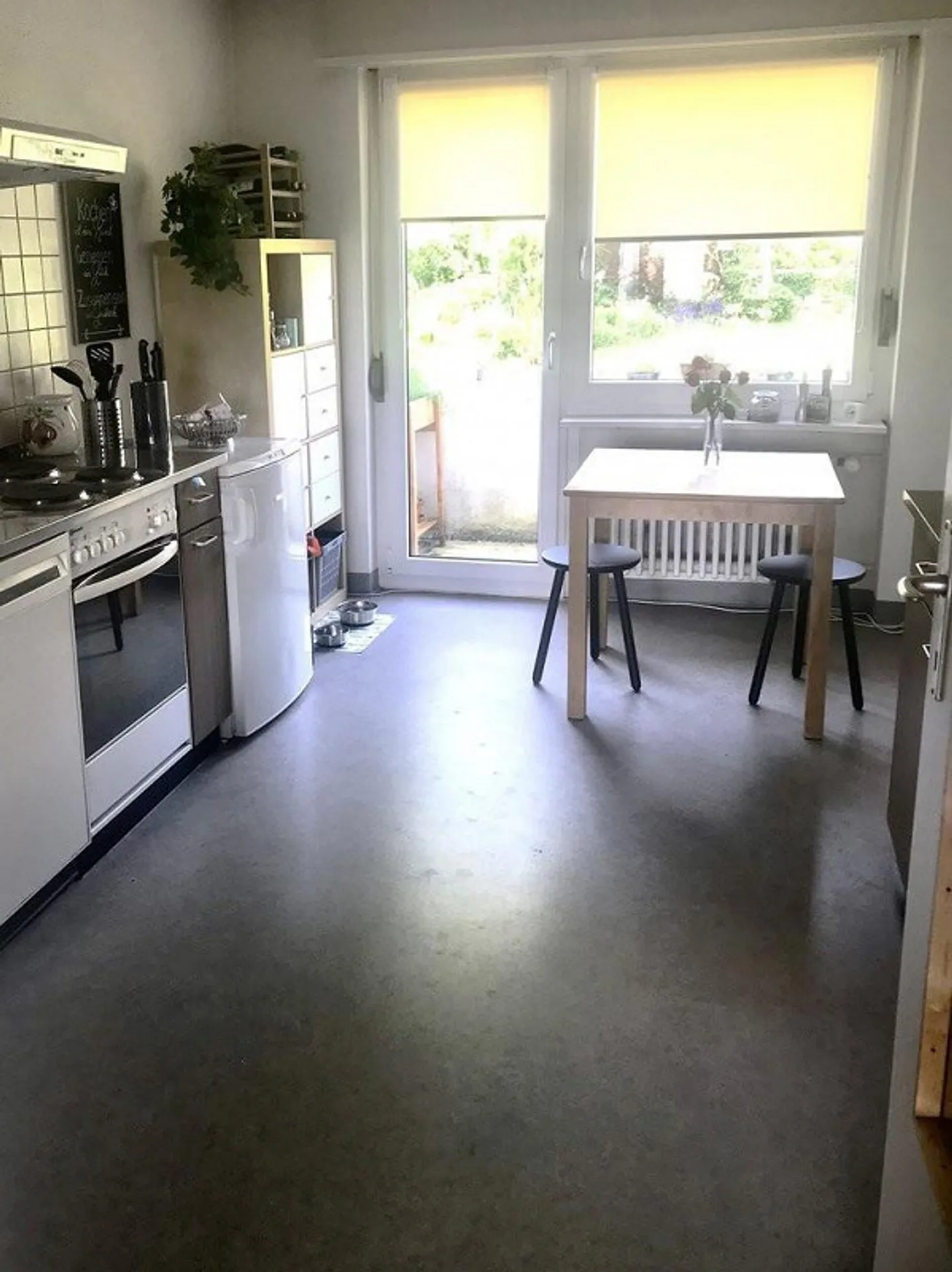 Charmante Wohnung mit Stadtblick - Foto 4 von 9