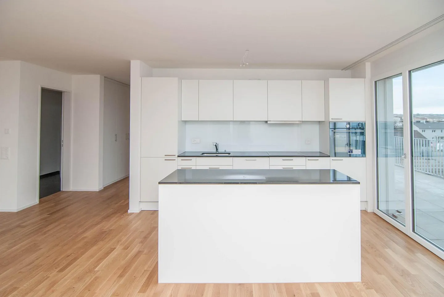 Appartamento Attico da Sogno con Vista sul Lago - Foto 1 di 13
