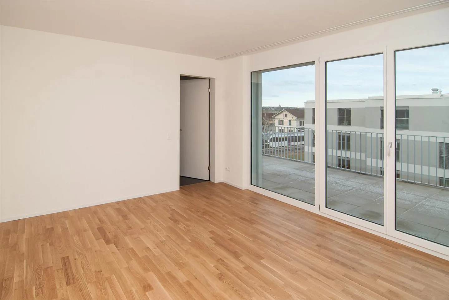 Appartamento Attico da Sogno con Vista sul Lago - Foto 5 di 13