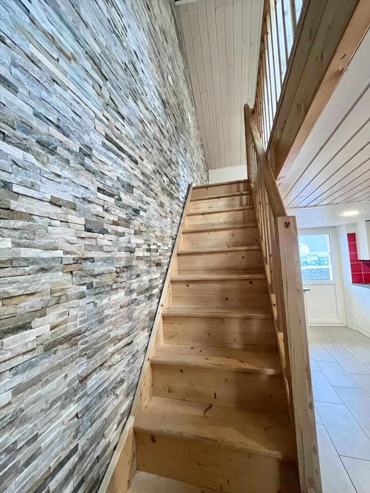 Magnifico duplex di 4,5 locali a Fully - Quartiere La Fontaine - Foto 4 di 8
