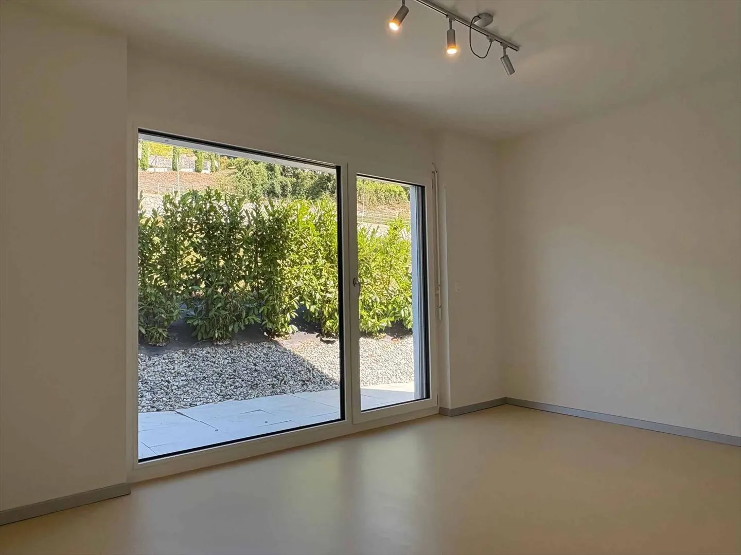 3,5-Zimmer-Wohnung - Foto 3 von 13