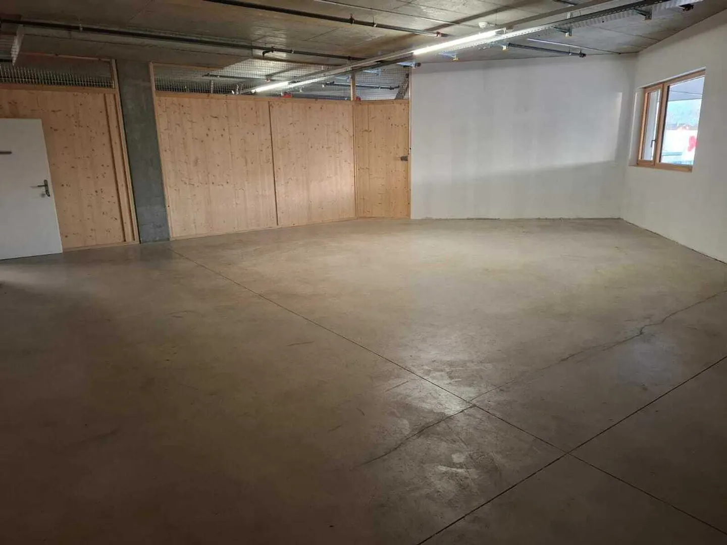 Commercial Storage Space - Photo 3 of 5