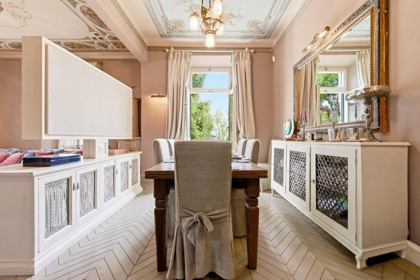 Charmante villa d'époque dans un emplacement exclusif - Photo 5 sur 16