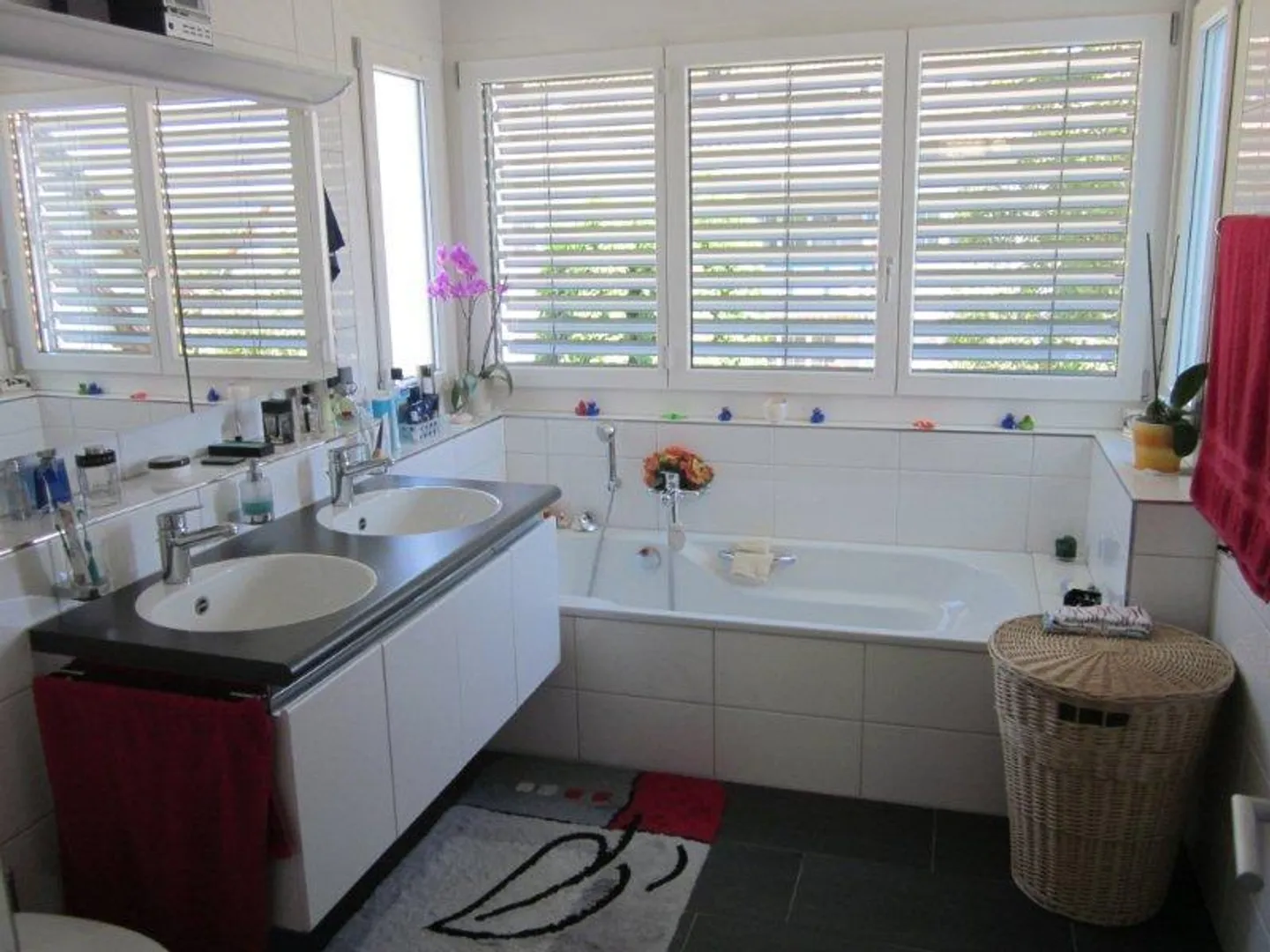 Charmant appartement de 5,5 pièces disponible immédiatement - sensation d'espace - Photo 4 sur 6