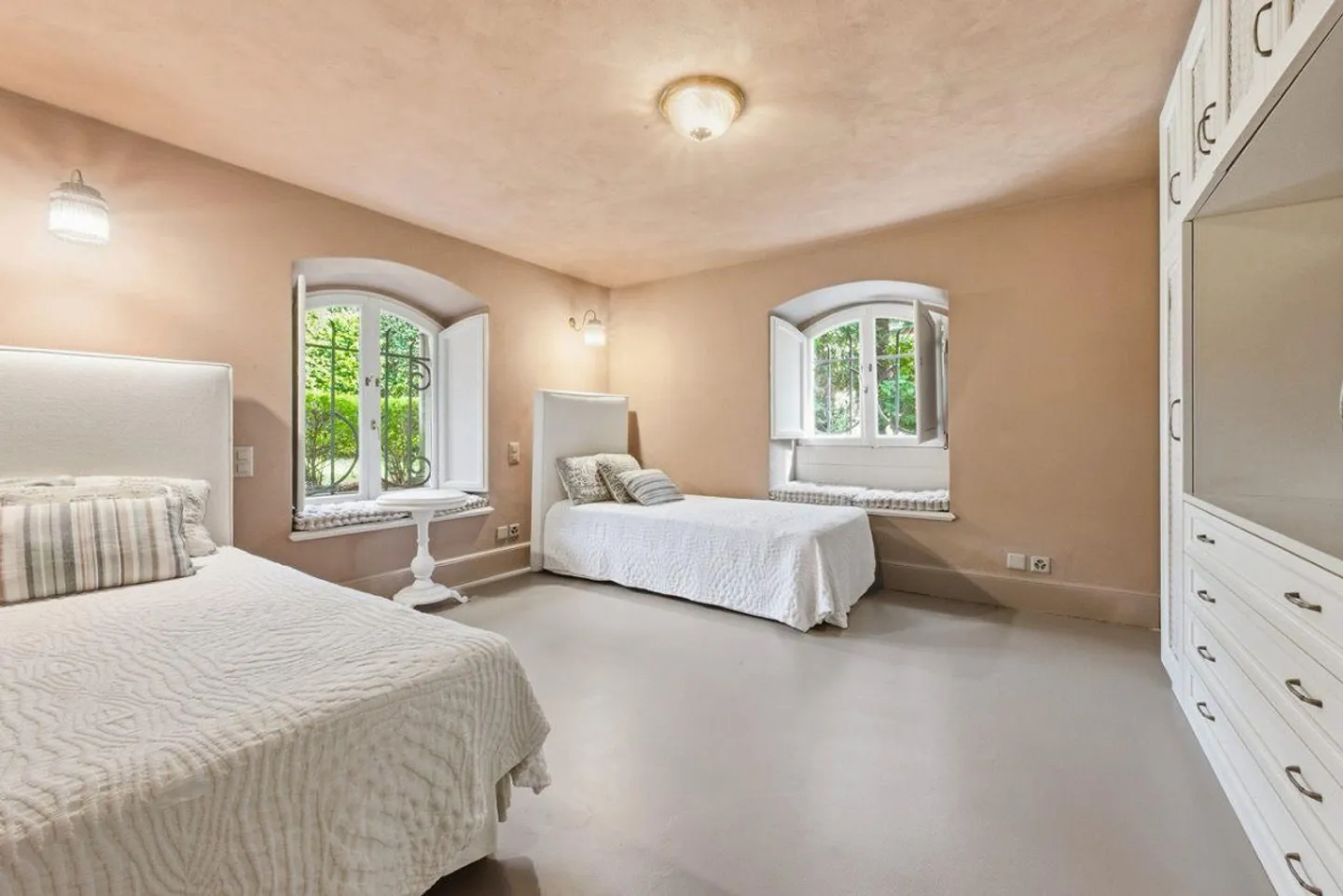 Charmante villa d'époque dans un emplacement exclusif - Photo 14 sur 16